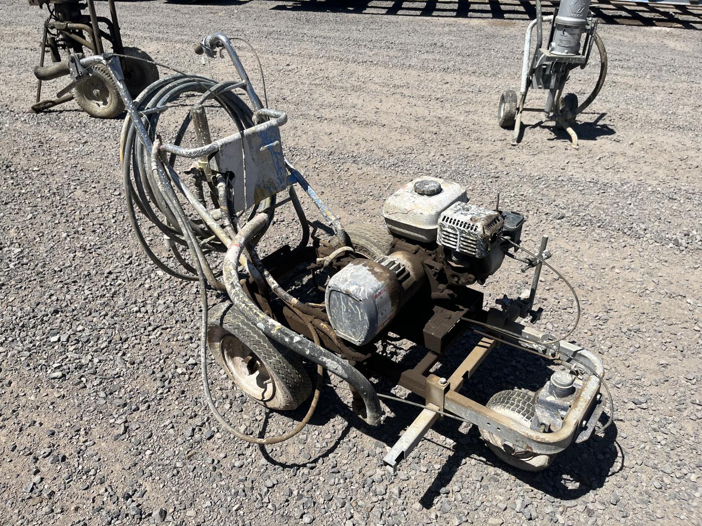 ./imagenes/INVOICE/2019/16613/SPRAYADORA DE PINTURA GRACO LINE LASER II (2).JPG